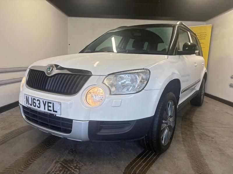 Used Skoda Yeti Adventure 140 HP (102 kW) 2013 White SUV
