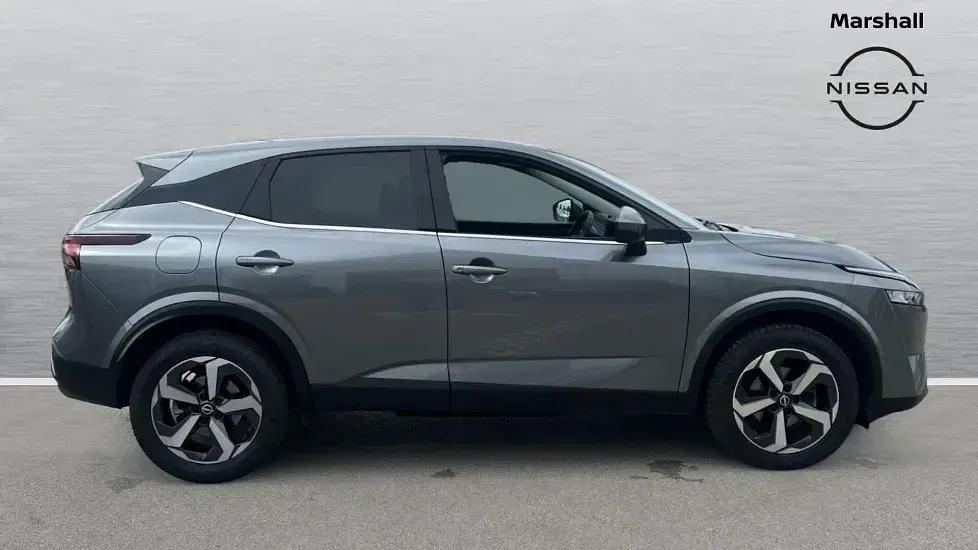 Used Nissan Qashqai N-Connecta 158 HP (116 kW) 2023 Grey SUV