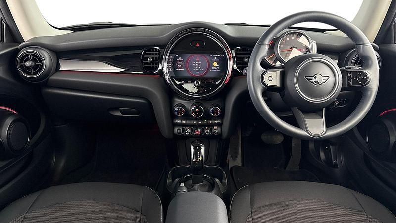 Used Mini Cooper Classic 134 HP (98 kW) 2022 Grey Hatchback