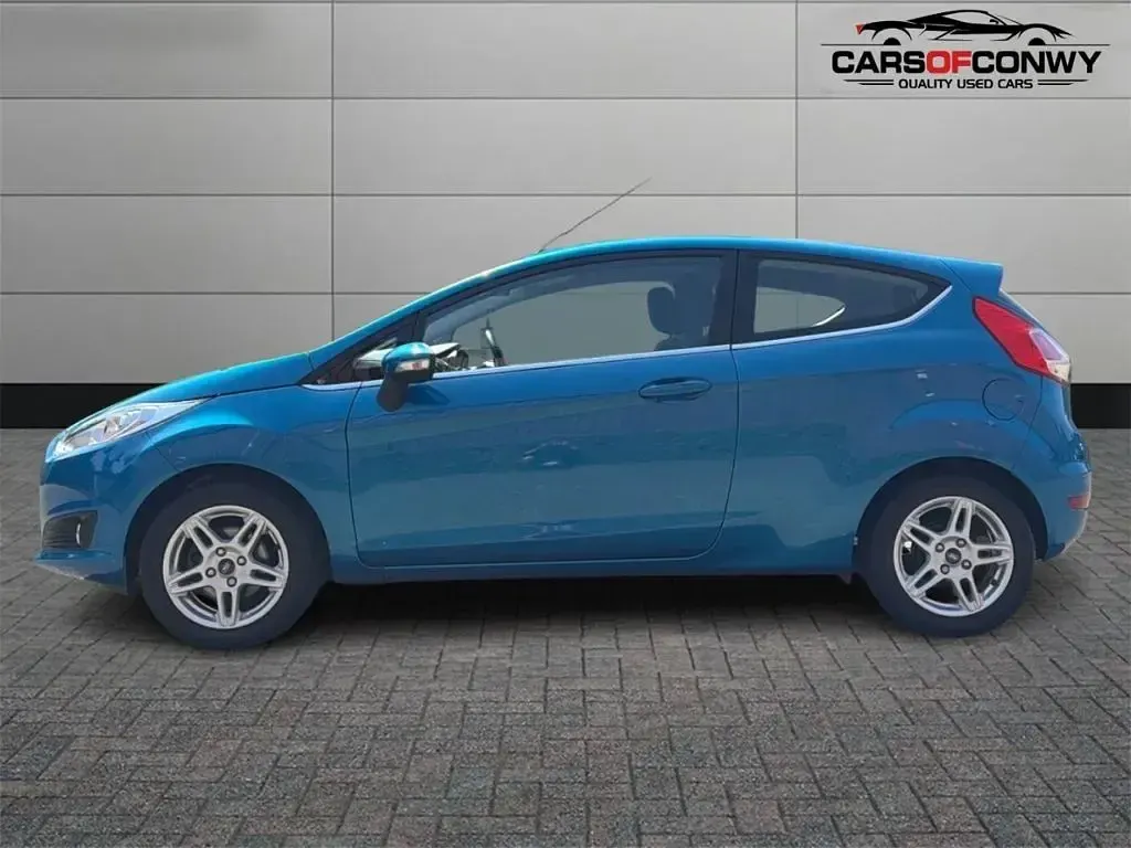 Used Ford Fiesta Zetec 125 HP (91 kW) 2013 Blue Hatchback