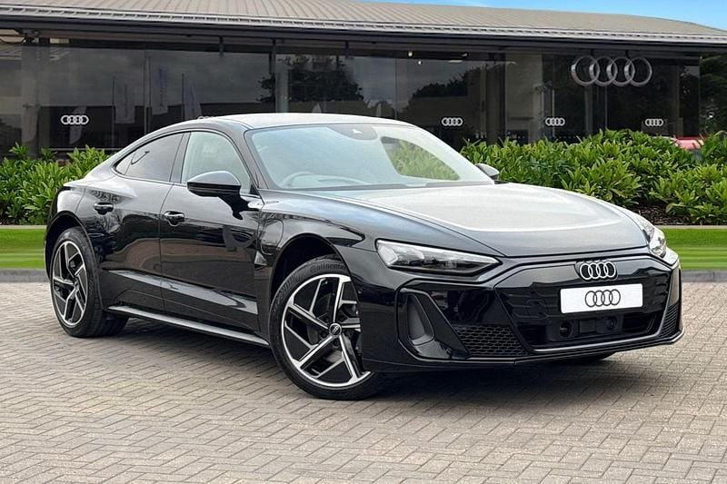 Grey New 2025 Audi e-tron GT quattro Performance Sedan | £79,990 (Good price) - Image 1/4