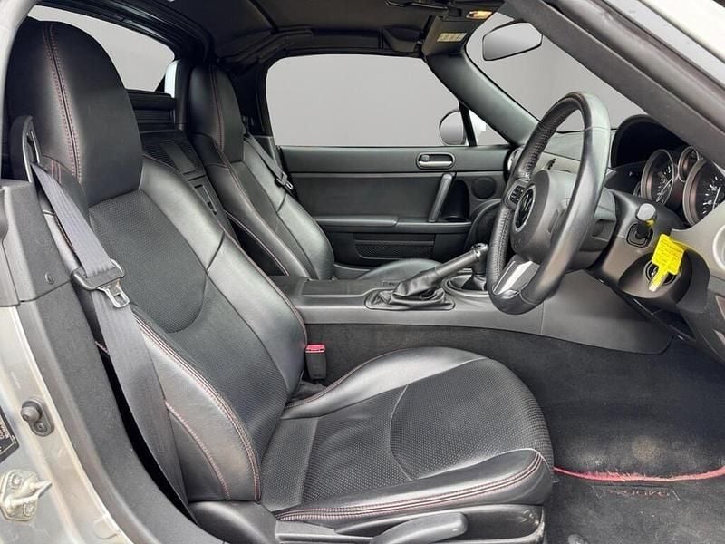 Used Mazda MX5 161 HP (118 kW) 2010 Silver Cabriolet