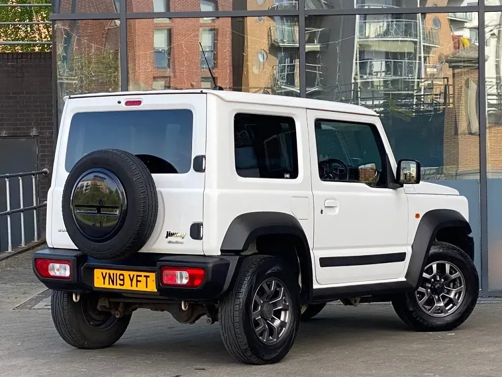 Used Suzuki Jimny SZ5 102 HP (75 kW) 2019 White SUV