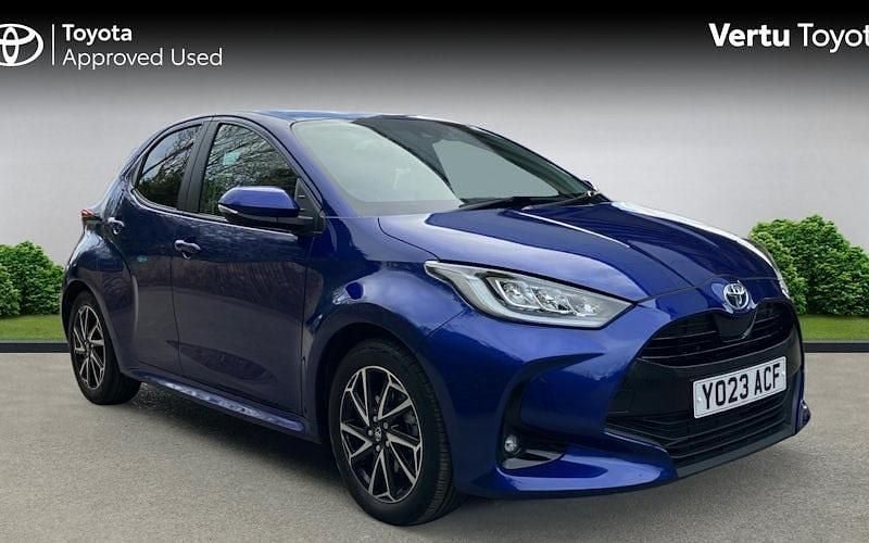 Used Toyota Yaris Hybrid Design 116 HP (85 kW) 2026 Hatchback