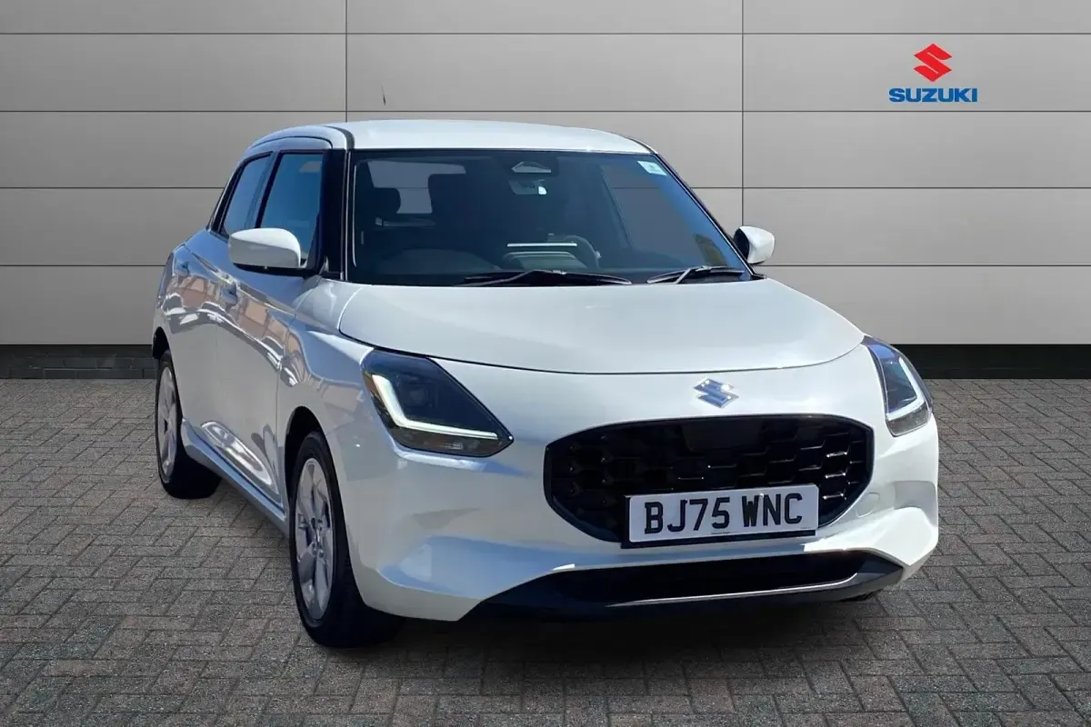 Usado Suzuki Swift 82 HP (60 kW) 2025 Branco Citadino