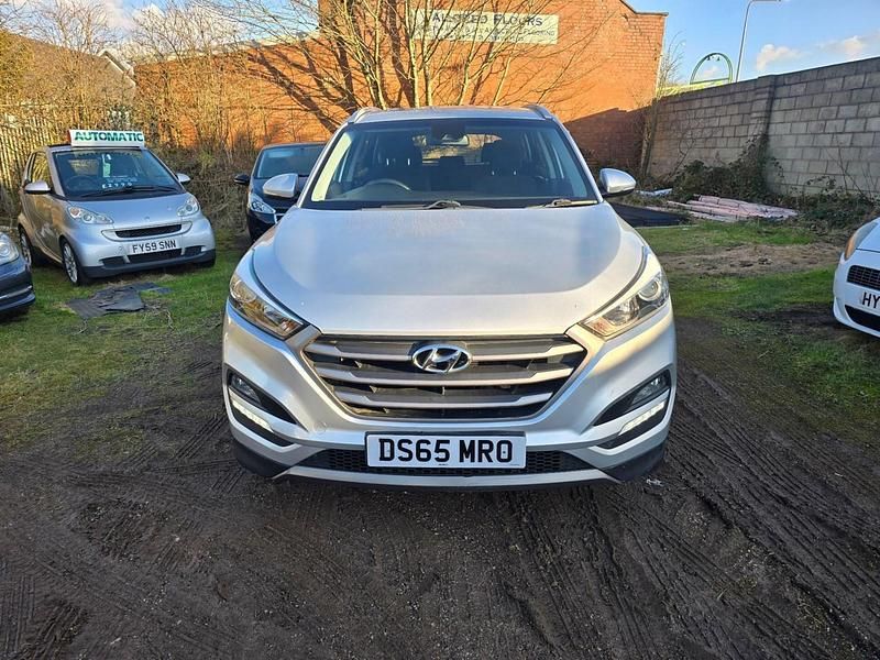 Used Hyundai Tucson SE 116 HP (85 kW) 2015 Silver SUV