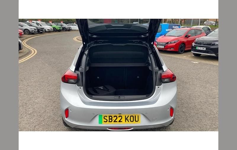 Second-hand Vauxhall Corsa-e Elite 100 kW (136 CP) 2022 Gri Hatchback