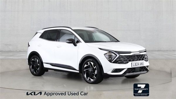 White Used 2024 Kia Sportage GT-Line SUV | £26,495 (Fair price) - Image 1/4