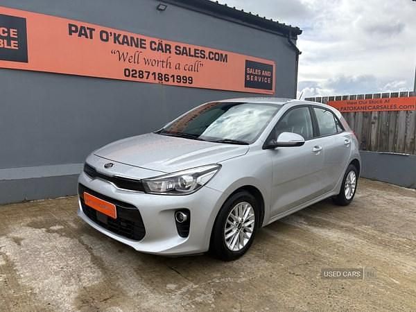 Used Kia Rio 76 HP (55 kW) 2017 Silver Hatchback