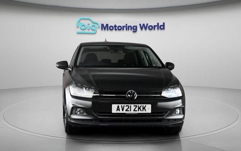 Usado VW Polo Match 95 HP (69 kW) 2021 Cinzento Citadino
