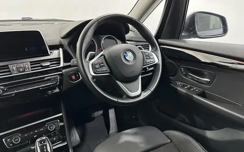 Used BMW 218 Sport Line 150 HP (110 kW) 2019 Grey Estate