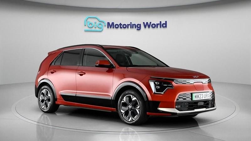 Used Kia e-Niro 147 kW (201 HP) 2023 SUV