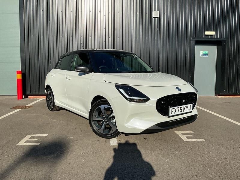 New 2025 Suzuki Swift Hatchback | £19,999 - Image 1/4