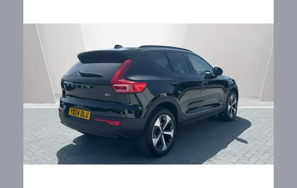 Used Volvo XC40 Plus 197 HP (144 kW) 2024 Black SUV