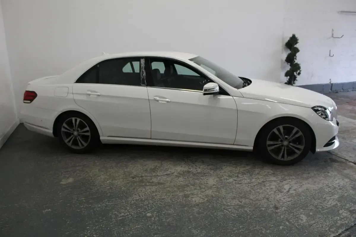 Used Mercedes E220 SE 170 HP (125 kW) 2014 White Sedan