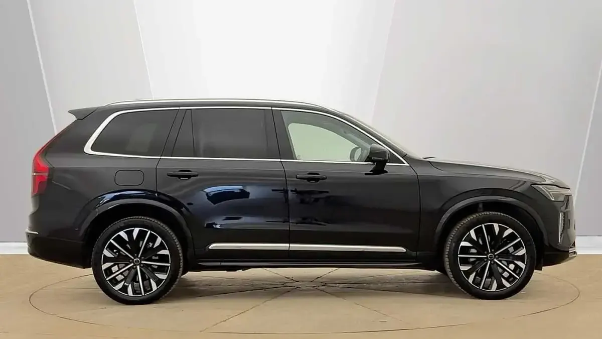 Used Volvo XC90 Ultra 455 HP (334 kW) 2025 Black SUV