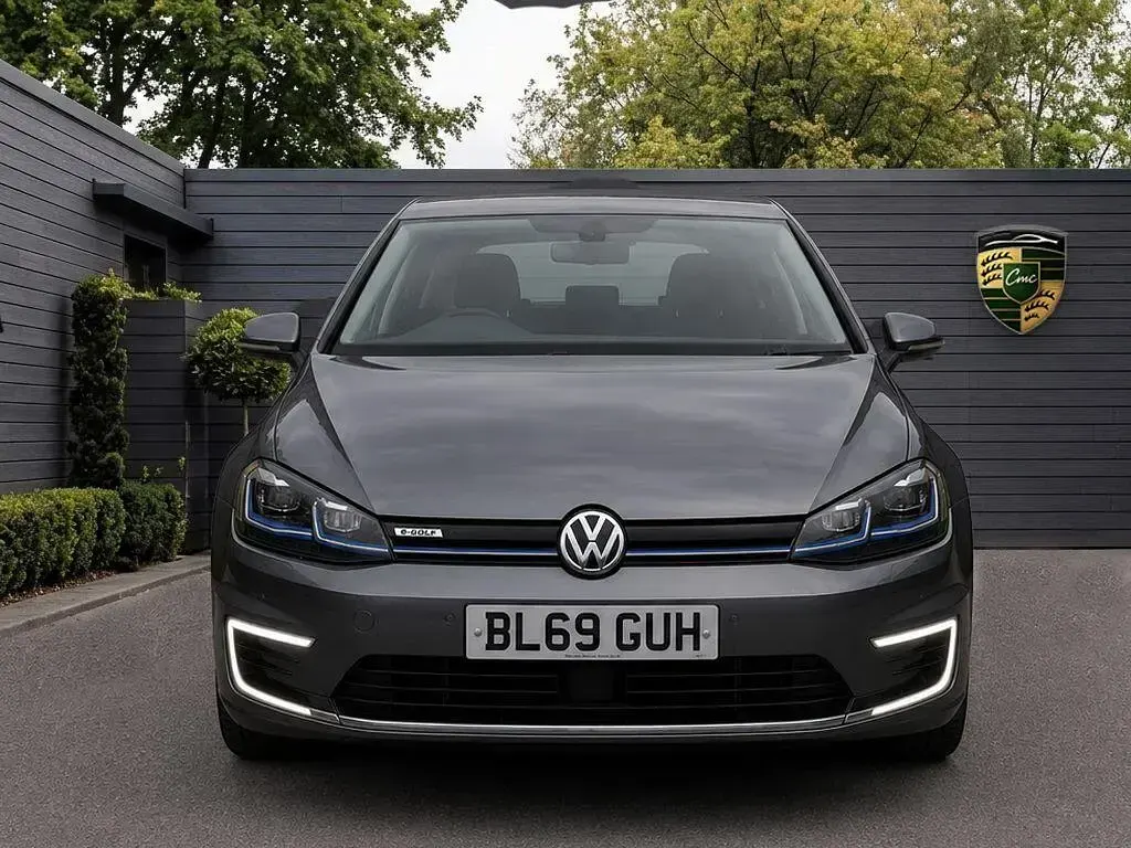 Used VW e-Golf 99 kW (135 HP) 2019 Grey Hatchback