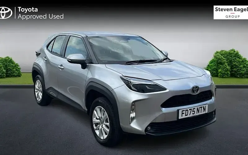 Used Toyota Yaris Hybrid 116 HP (85 kW) 2026 Estate