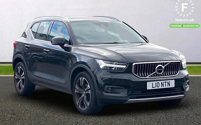 Black Used 2020 Volvo XC40 Inscription SUV | £22,699 (Good price) - Image 1/3