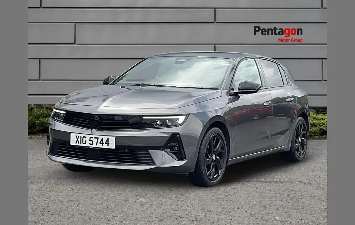 Used Vauxhall Astra 128 HP (94 kW) 2024 Grey Hatchback