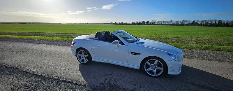 Used Mercedes SLK250 AMG 201 HP (147 kW) 2013 White Cabriolet