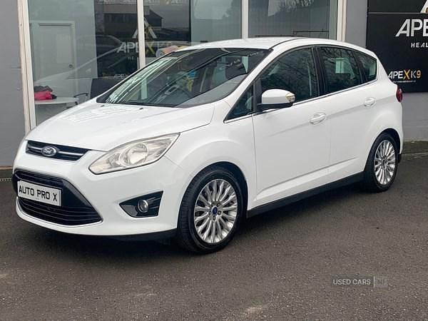 Used Ford C-MAX Titanium 2015 White MPV
