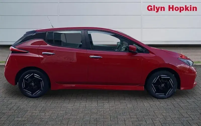 Gebraucht Nissan Leaf Acenta 110 kW (150 PS) 2025 Kleinwagen