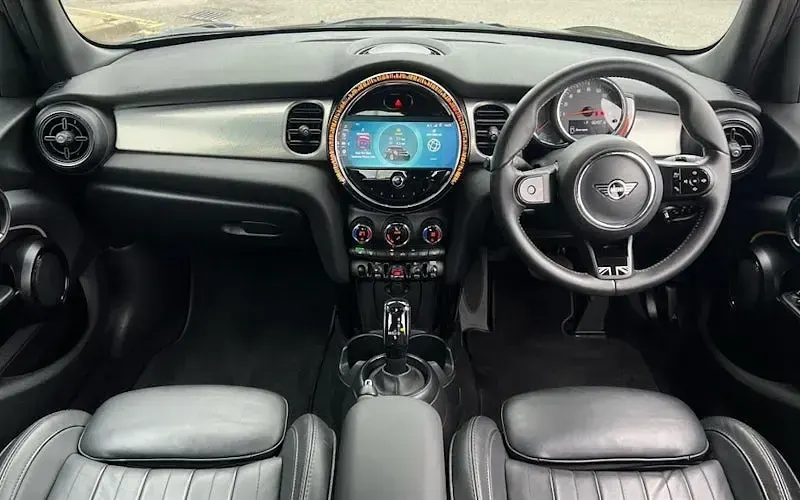 Used Mini Cooper Exclusive 136 HP (100 kW) 2022 Black Hatchback