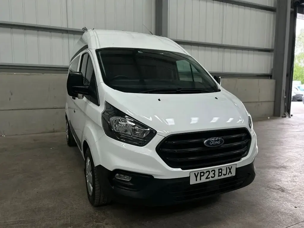 Used Ford Transit Custom 105 HP (77 kW) 2023 White Van