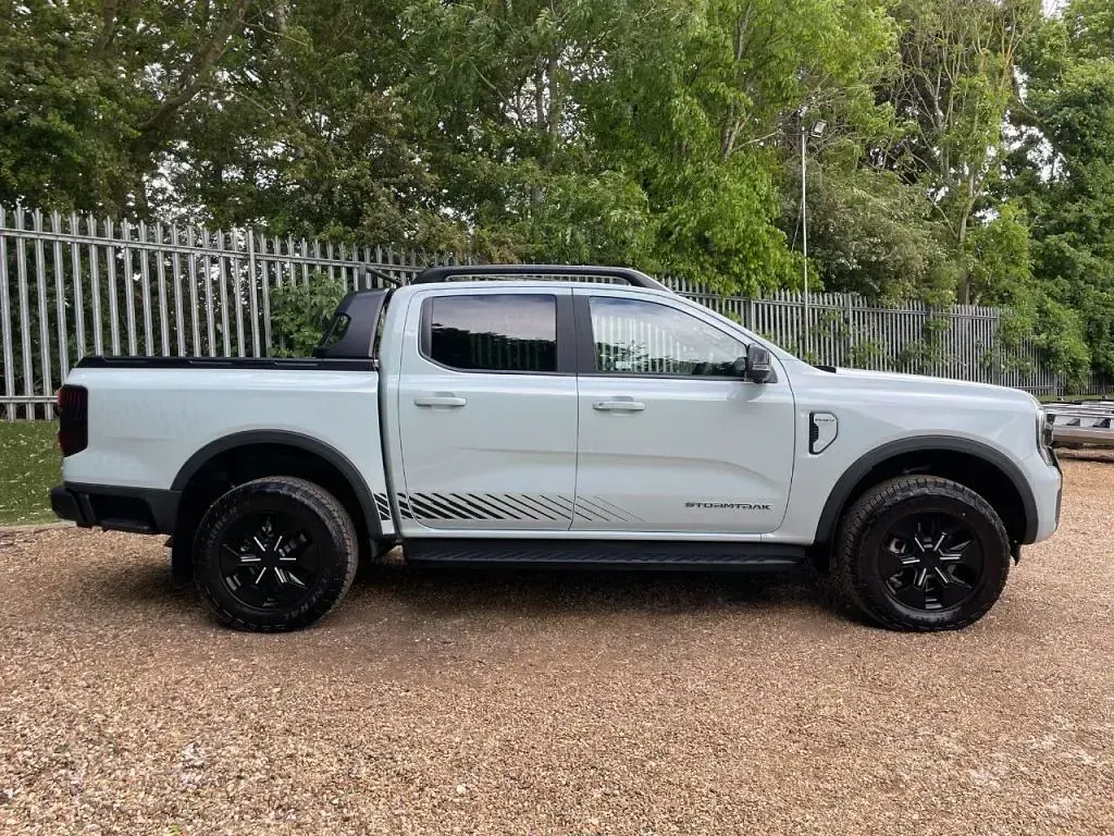 Used Ford Ranger 281 HP (206 kW) 2025 Grey Pickup