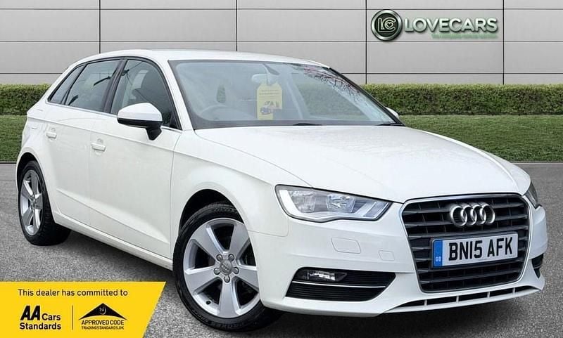 Used Audi A3 Sportback Sport 110 HP (80 kW) 2015 White Hatchback