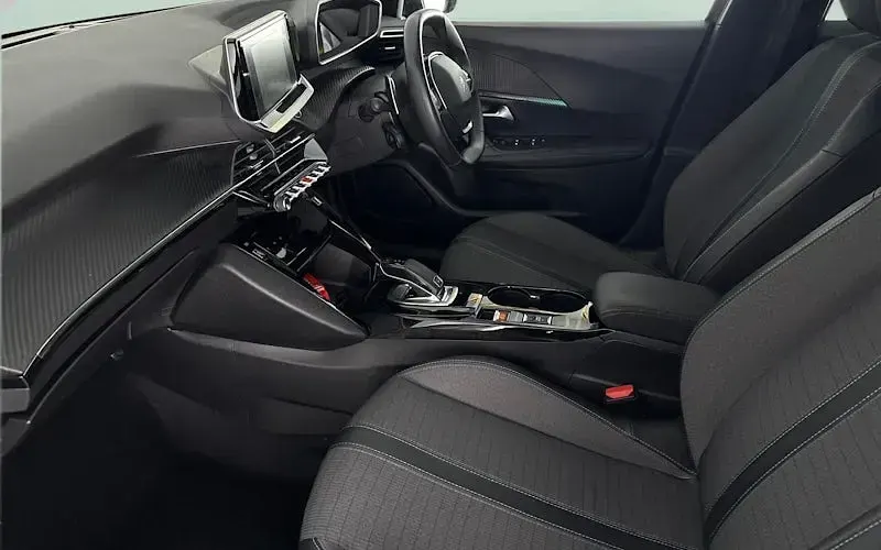Used Peugeot 2008 Allure Premium 131 HP (96 kW) 2021 Grey SUV