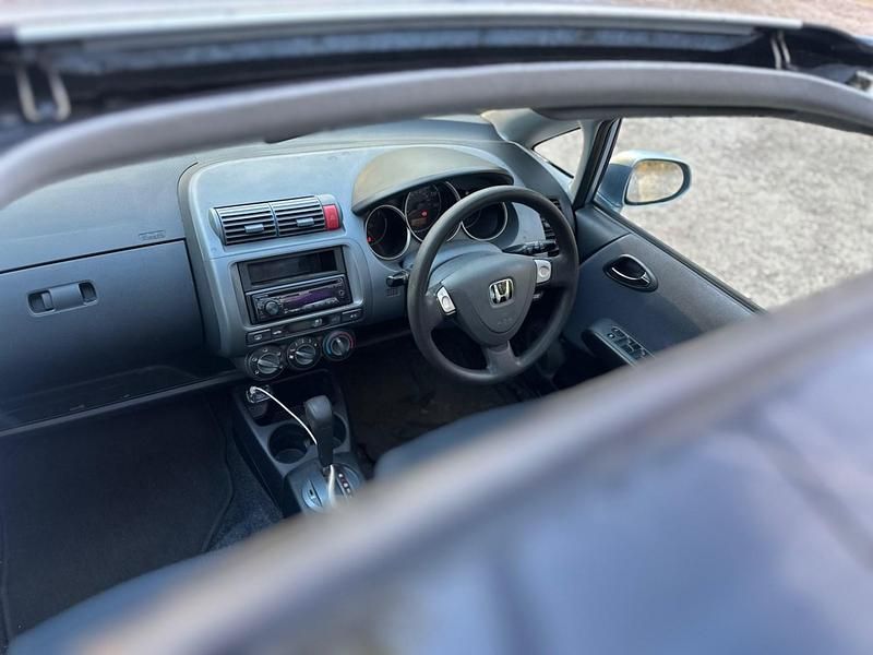 Used Honda Jazz SE 82 HP (60 kW) 2004 Blue Hatchback