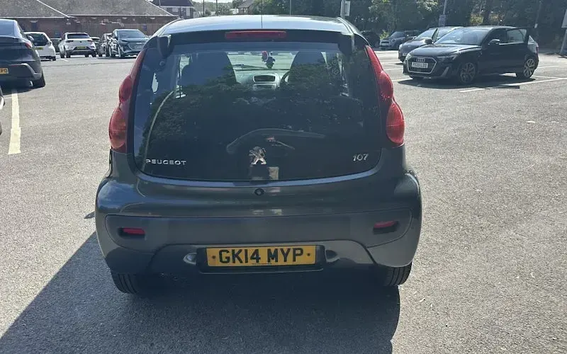 Used Peugeot 107 Active 68 HP (50 kW) 2014 Grey Hatchback