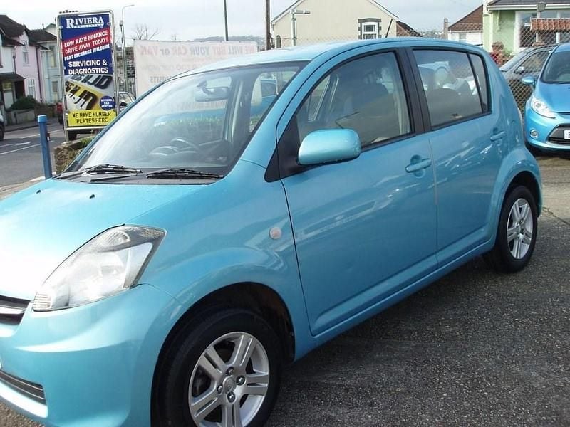 Used Subaru Justy 70 HP (51 kW) 2009 Blue Hatchback