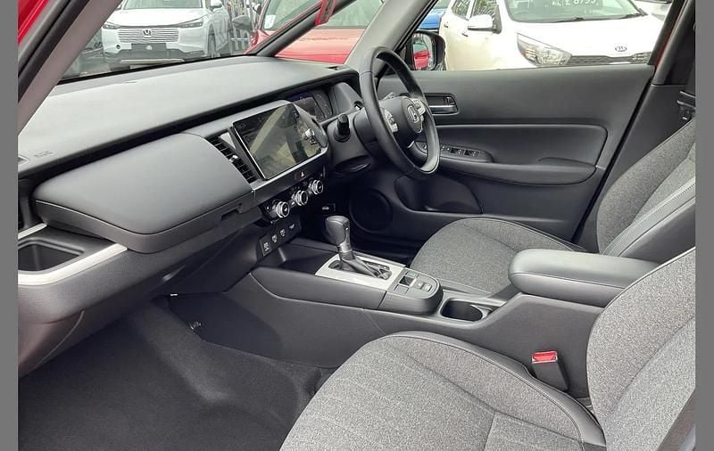 Used Honda Jazz Hybrid 109 HP (80 kW) 2023 Red Hatchback