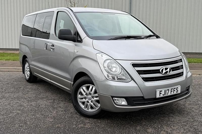 Silver Used 2017 Hyundai I800 SE MPV | £11,995 (Fair price) - Image 1/1