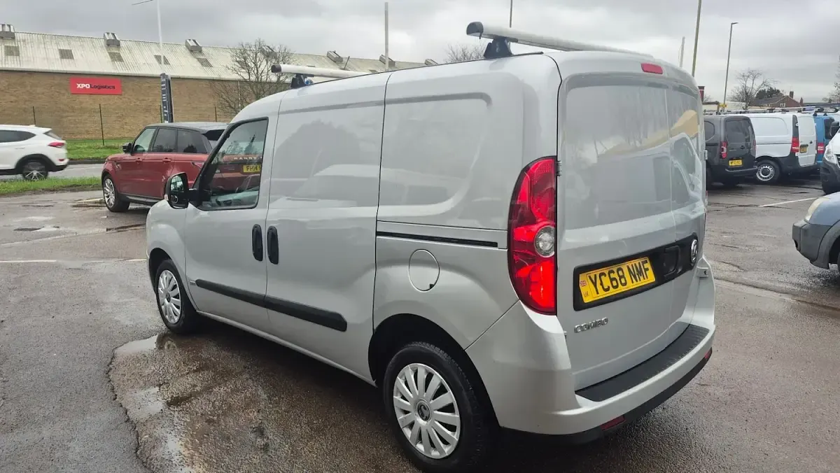 Used Vauxhall Combo Sportive 2018 Silver MPV