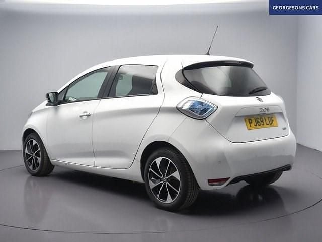 Used Renault Zoe Dynamique 80 kW (109 HP) 2019 White Hatchback