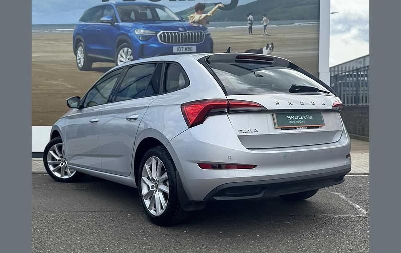 Used Skoda Scala SE L 150 HP (110 kW) 2022 Brilliant silver metallic Hatchback