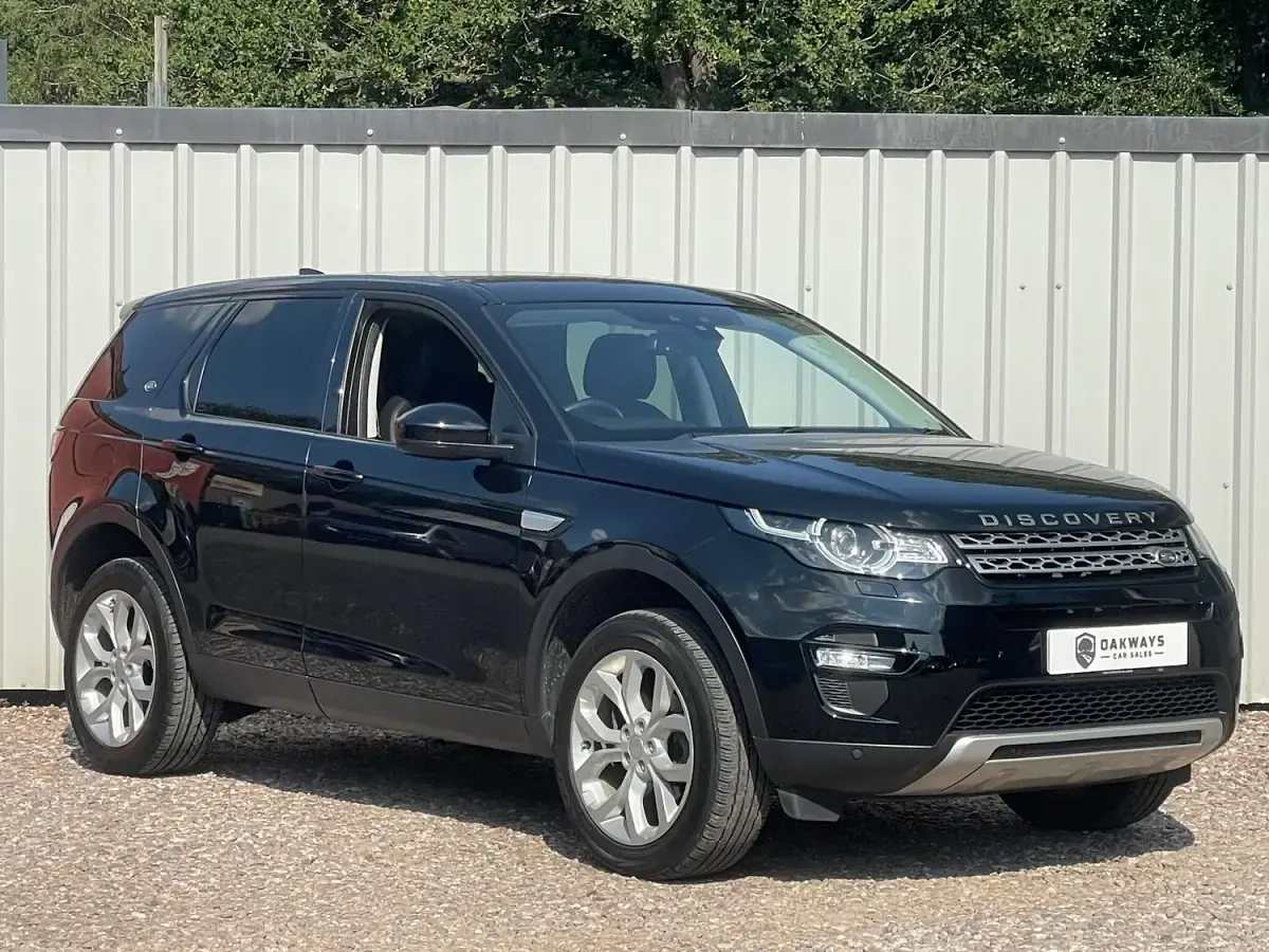 Used Land Rover Discovery Sport HSE 180 HP (132 kW) 2018 Black SUV