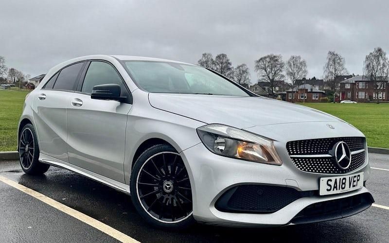 Used Mercedes A180 AMG line 122 HP (89 kW) 2018 Silver Hatchback