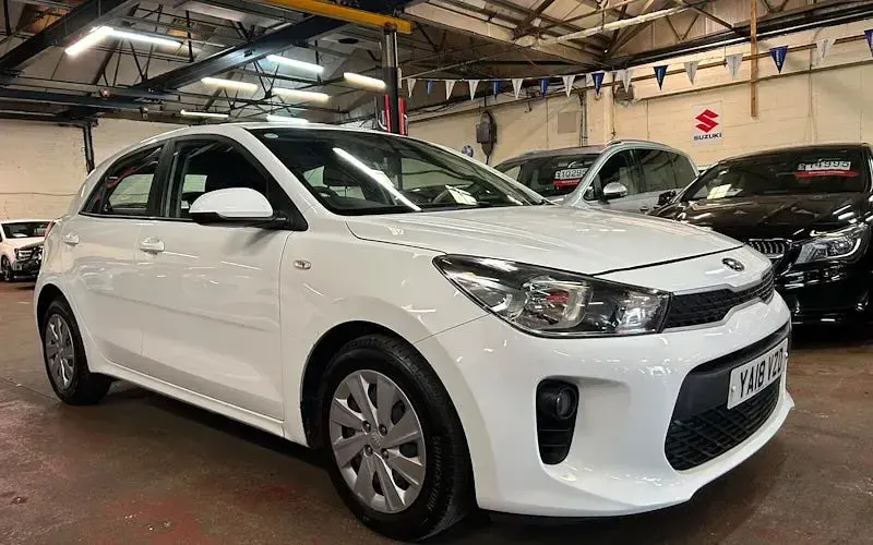 Used Kia Rio 84 HP (61 kW) 2020 Hatchback