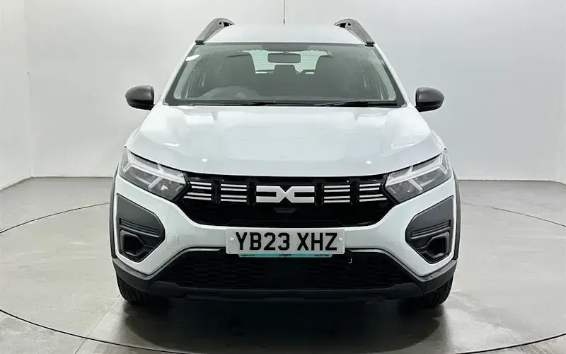 Used Dacia Jogger Essentiel 110 HP (80 kW) 2025 MPV