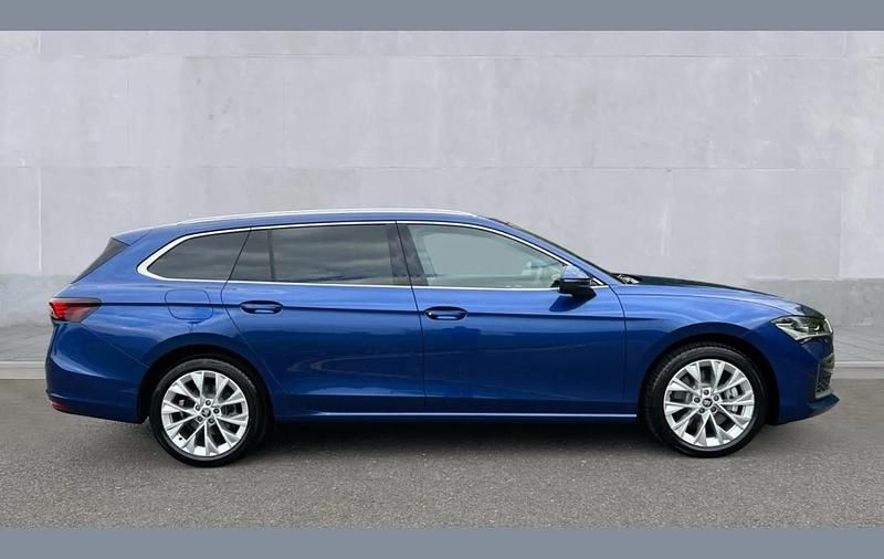 Used Skoda Superb SE L 200 HP (147 kW) 2026 Blue Estate