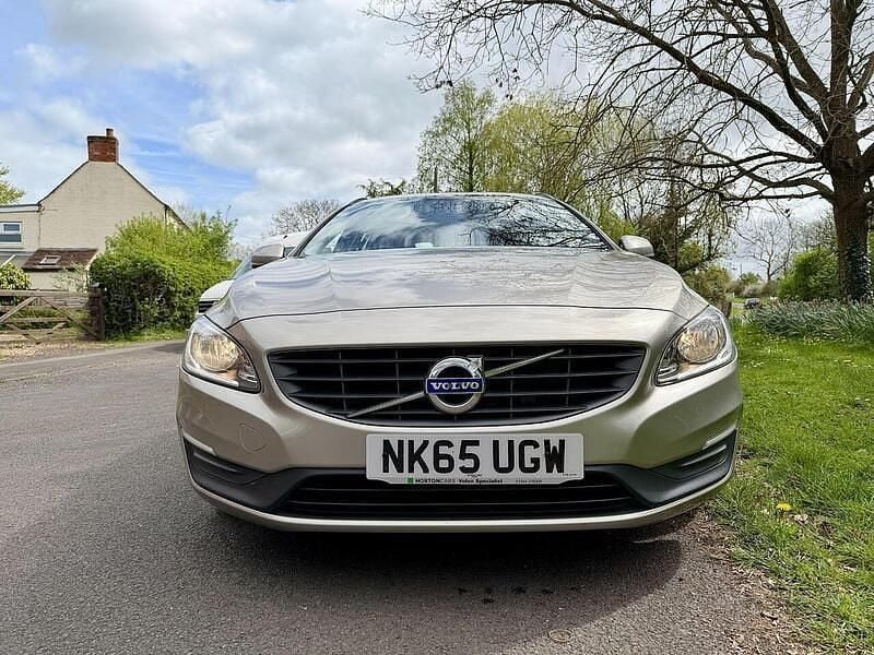 Used Volvo V60 Business Edition 2016 Gold Estate