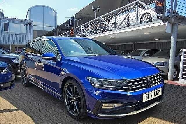 Blue Used 2021 VW Passat R-line Estate | £11,980 (Fair price) - Image 1/4