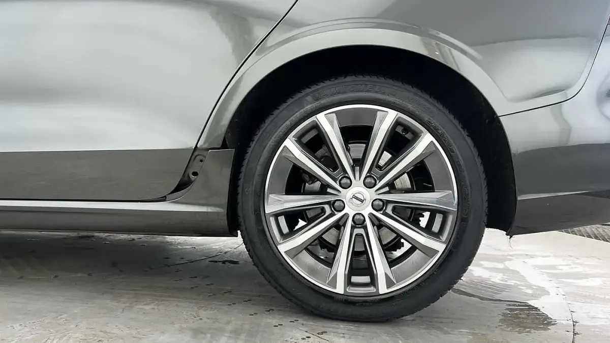 Used Volvo V60 Momentum 2022 Grey Estate