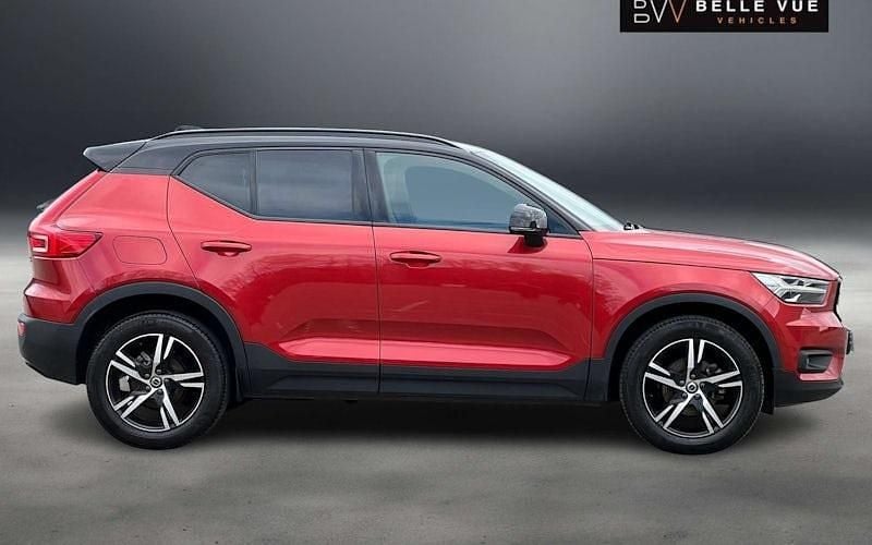Used Volvo XC40 R-Design 163 HP (119 kW) 2021 SUV