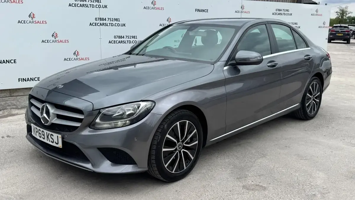 Second-hand Mercedes C200 SE 2019 Gri Berlinǎ